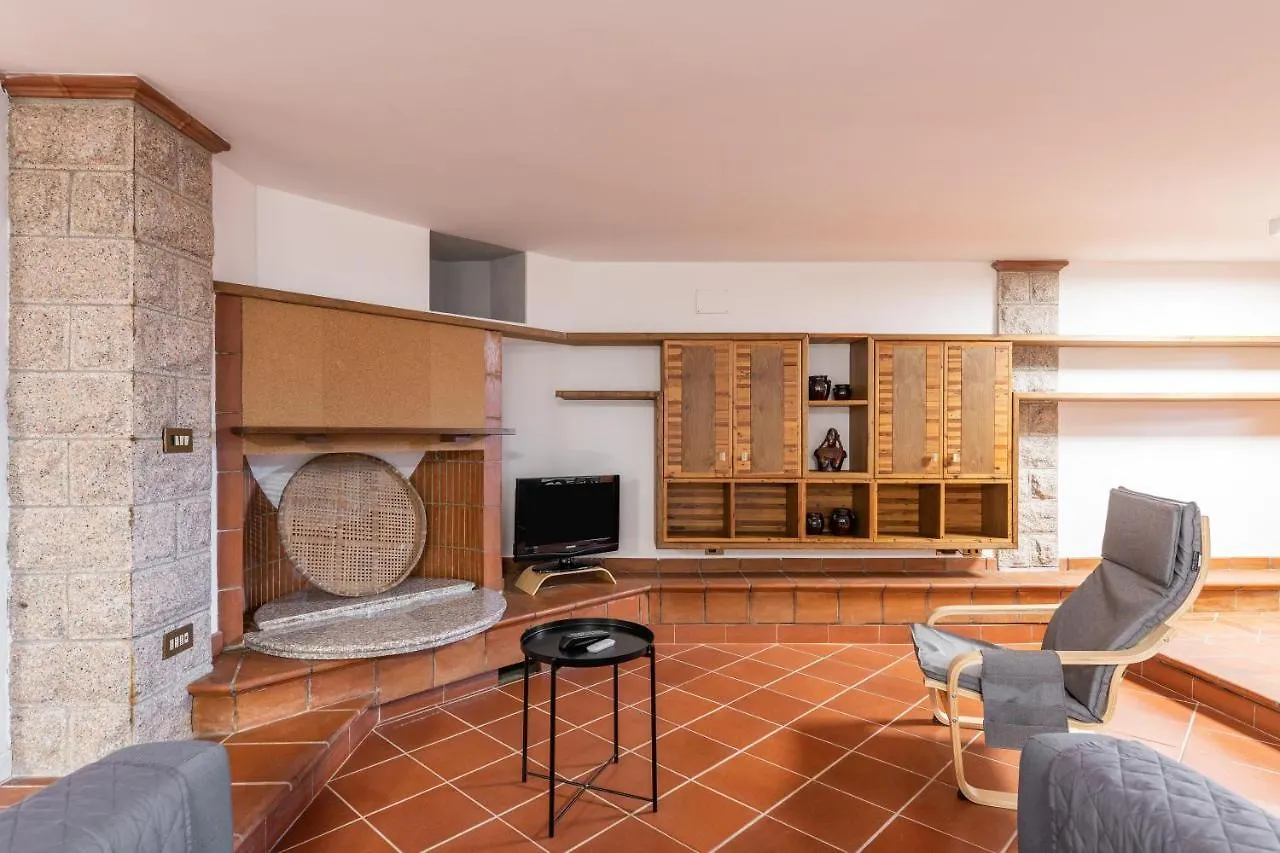 La Casa Davanti Al Mare Quartu Sant'Elena Apartment